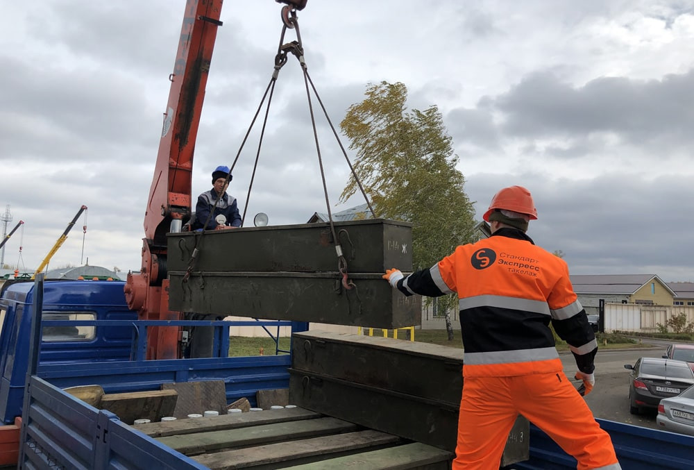 Демонтаж дома. Красноярский рабочий