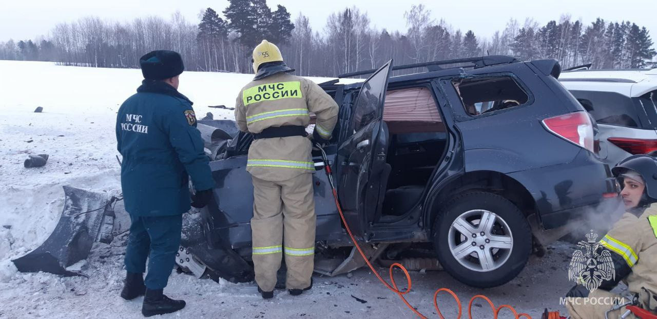 2 человека погибли и 3 пострадали в ДТП на трассе Красноярск - Енисейск |  15.02.2023 | Красноярск - БезФормата