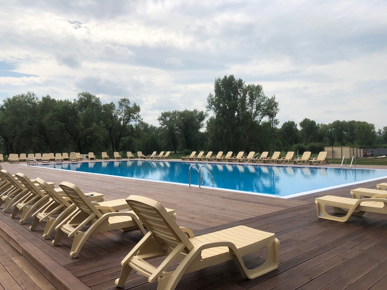 На месте объекта археологии сейчас бассейны. Но они закрыты из-за уголовного дела.