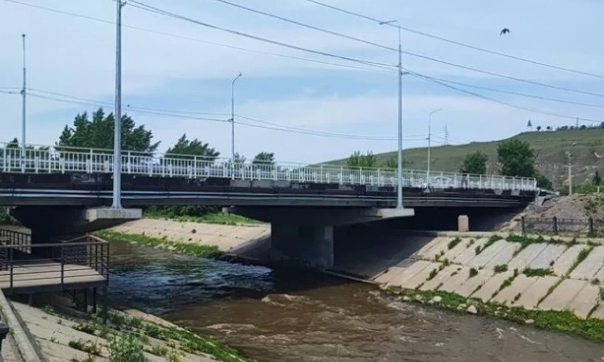 Они питают Енисей.. Красноярский рабочий