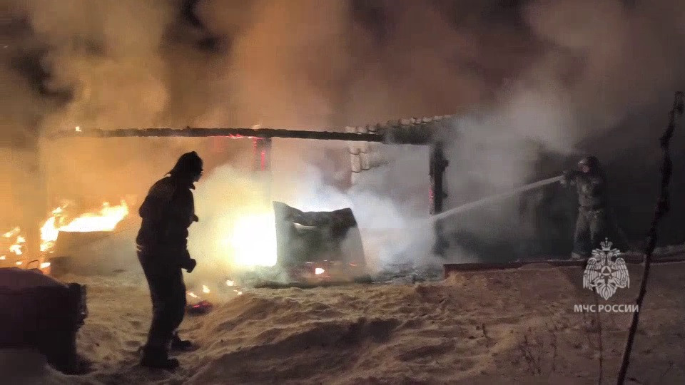 Пожар в деревне Новосельск