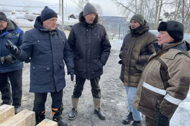 Опергруппа правительства Приангарья останется в Бодайбо, пока в домах не появятся тепло и вода