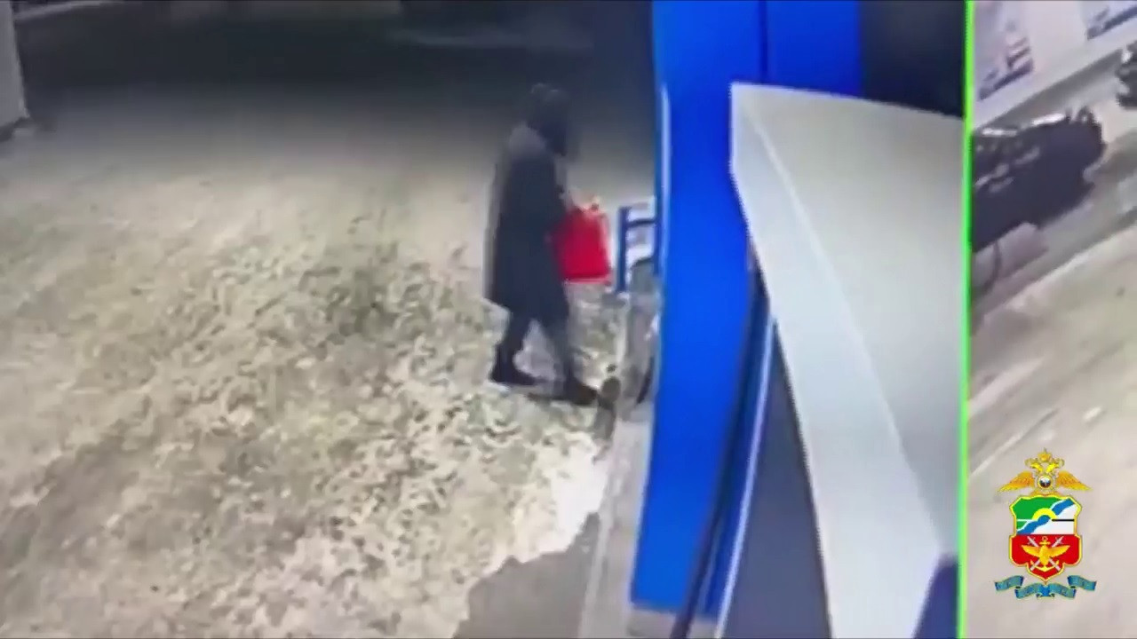 В Алтайском крае женщина пыталась пожечь релейный шкаф на железной дороге