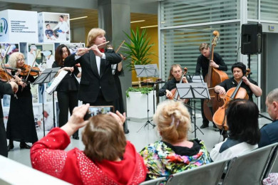 В Красноярском краевом онкодиспансере прошёл жизнеутверждающий концерт