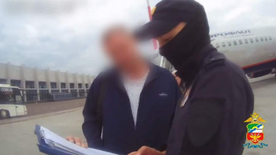 К административной ответственности привлекли жительницу Красноярска за курение в самолёте