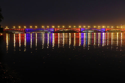Подсветка красноярского Коммунального моста