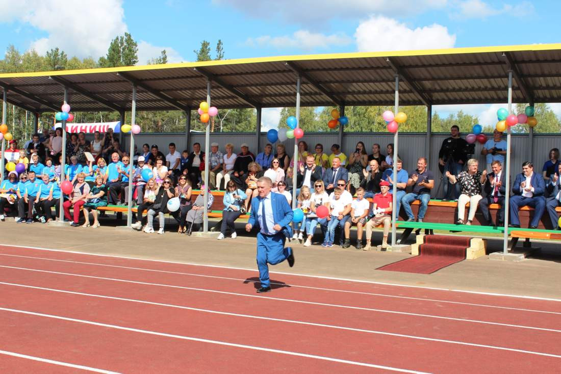 v abane otkryli stadion imeni