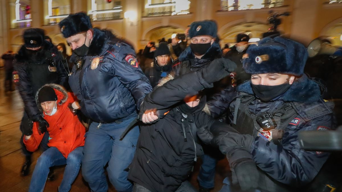 Информация митинги. Митинг 23 января 2021. Протесты в РФ. Полиция задерживает митингующих.