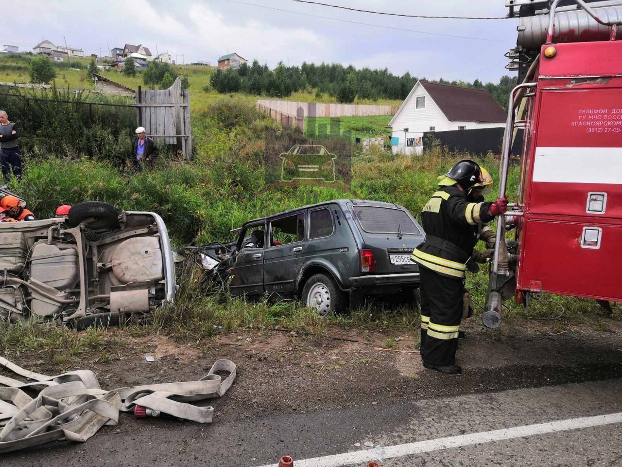 В Красноярском крае в ДТП на трассе погибли двое человек. Красноярский  рабочий